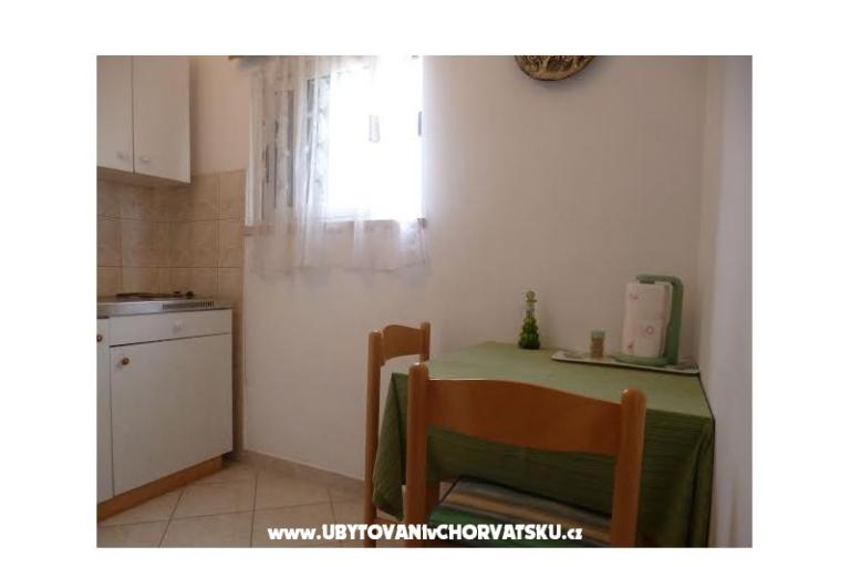 Apartments Oliva - Otok Šolta – photo 16