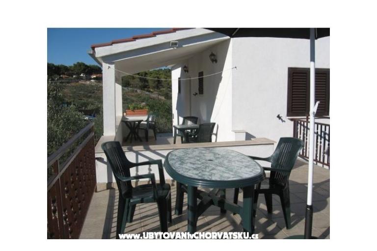 Apartments Oliva - Otok Šolta – photo 5