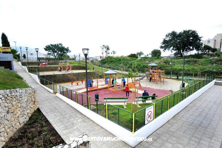 Luxury , with garden! Aenona – photo 13