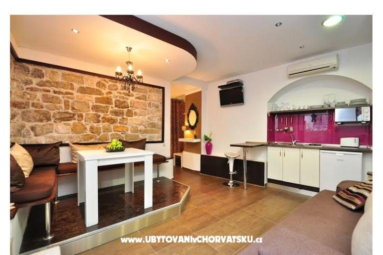 Apartment ANITA & Kuni-Centar – photo 4