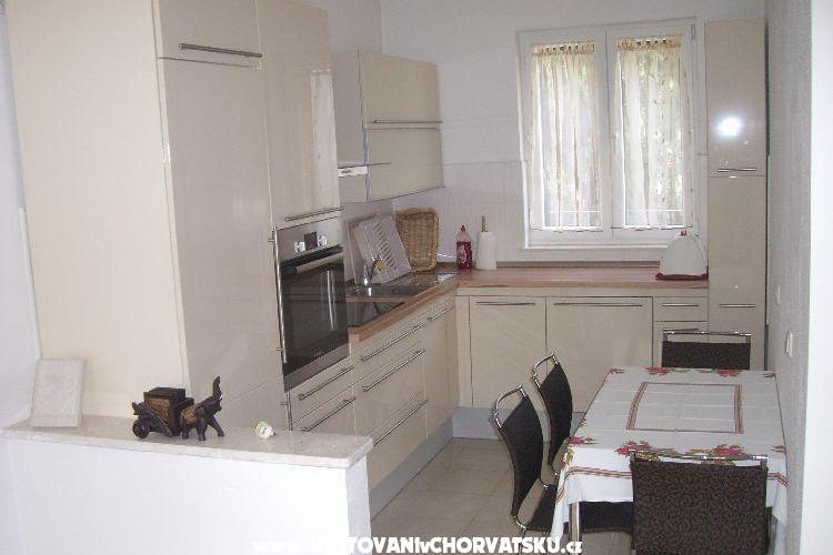 Apartment Varos – photo 3