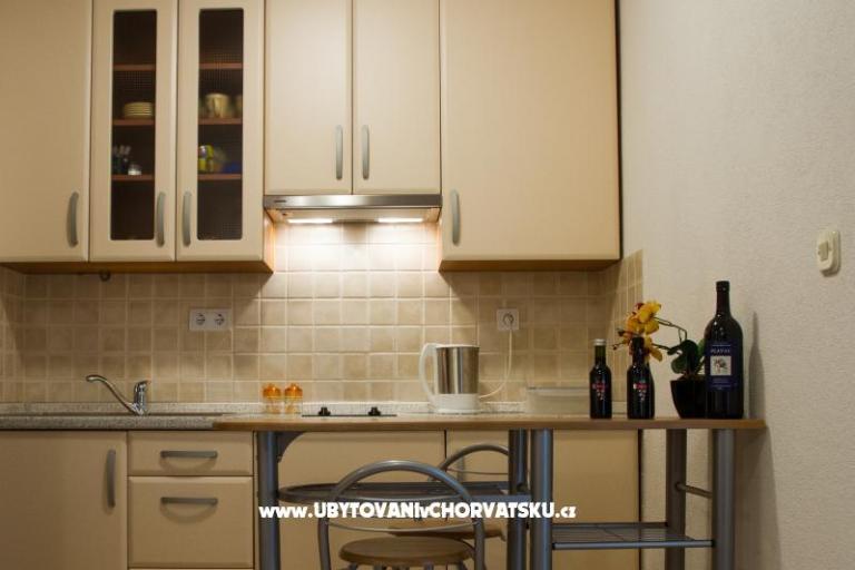 Apartments Bilonić – photo 2