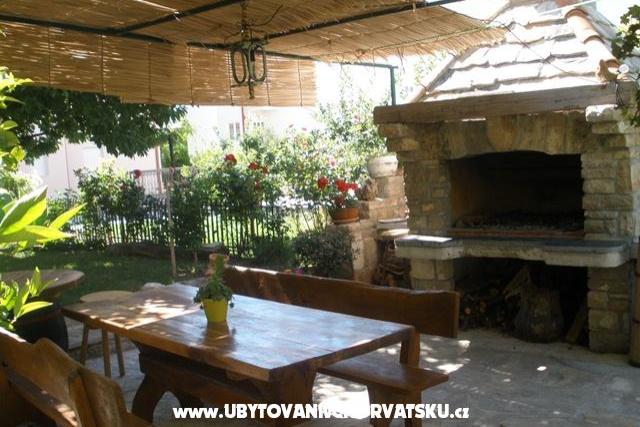 Apartments Villa  IVA – photo 6