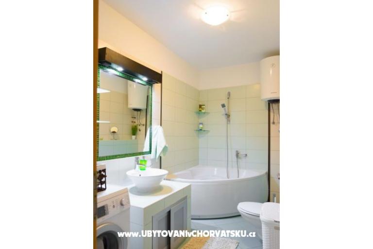 HolidayHomeSpalato-pool apartments  – photo 10