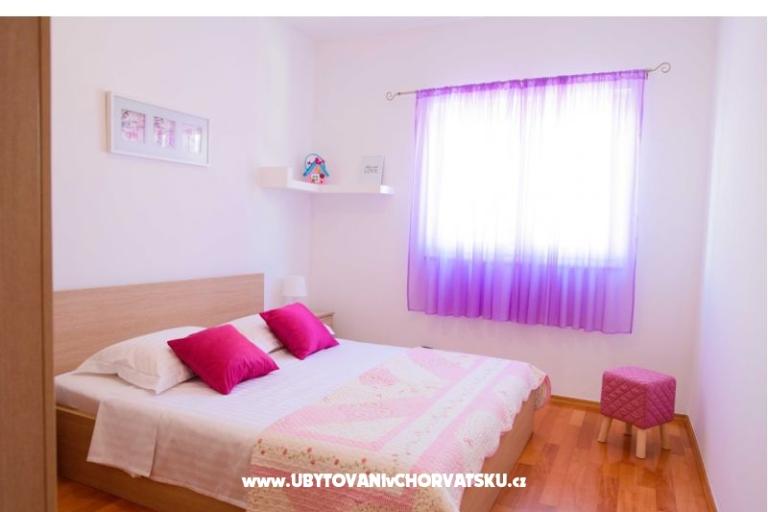 HolidayHomeSpalato-pool apartments  – photo 12