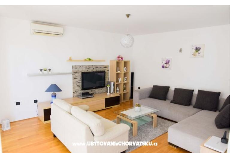 HolidayHomeSpalato-pool apartments  – photo 14