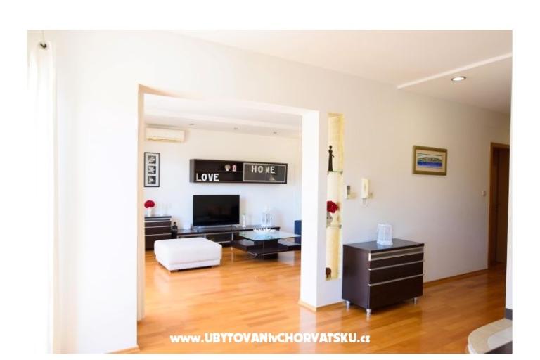 HolidayHomeSpalato-pool apartments  – photo 4