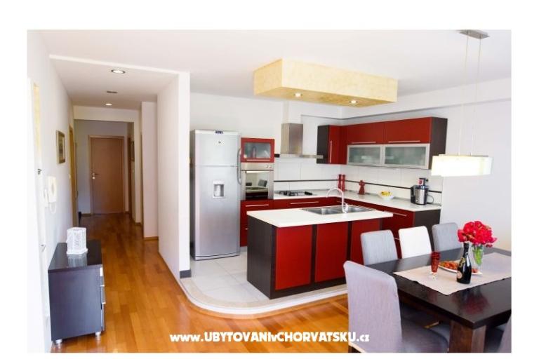 HolidayHomeSpalato-pool apartments  – photo 5