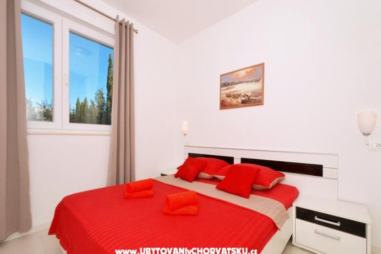 Lobster Apartments – photo 2