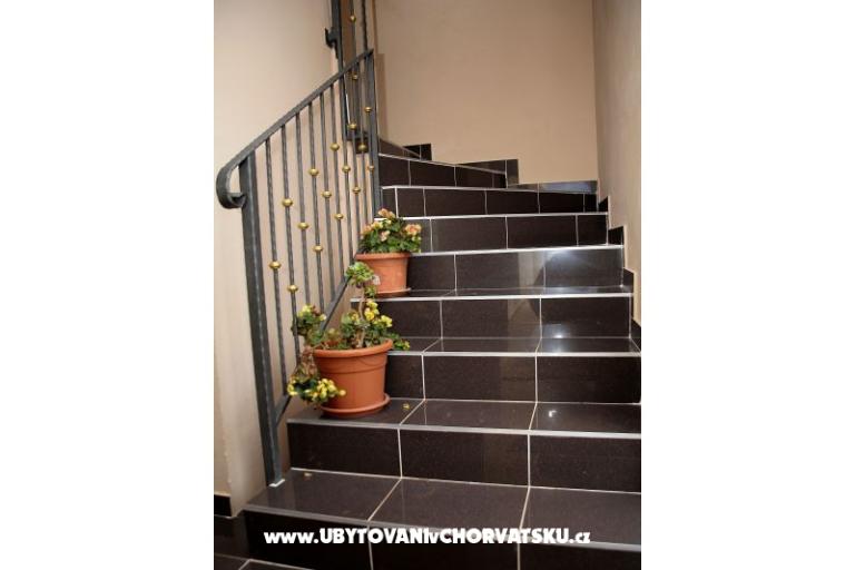 Apartments Elvis – photo 10