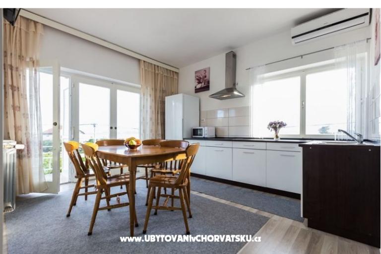 Apartments Maja – photo 10