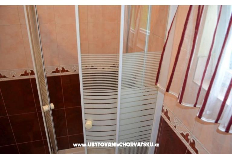 Apartments Mladenka – photo 8
