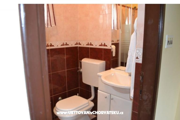 Apartments Mladenka – photo 9