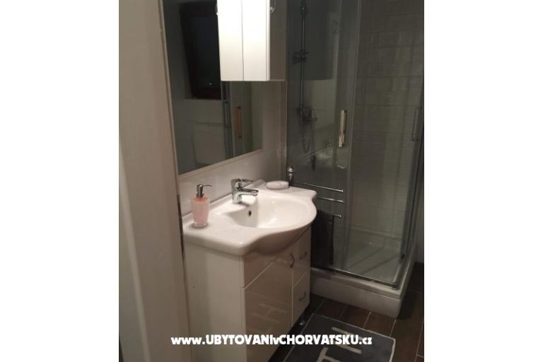 Apartments Sandra i Mladen – photo 11