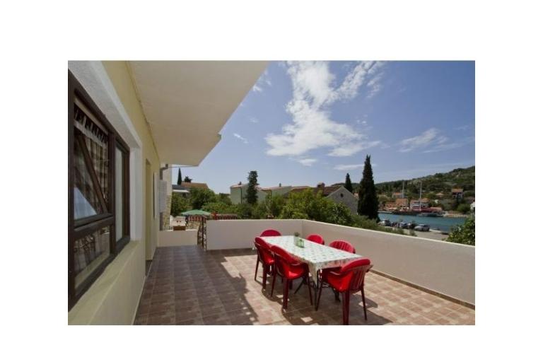 Apartments Gomilica – photo 8