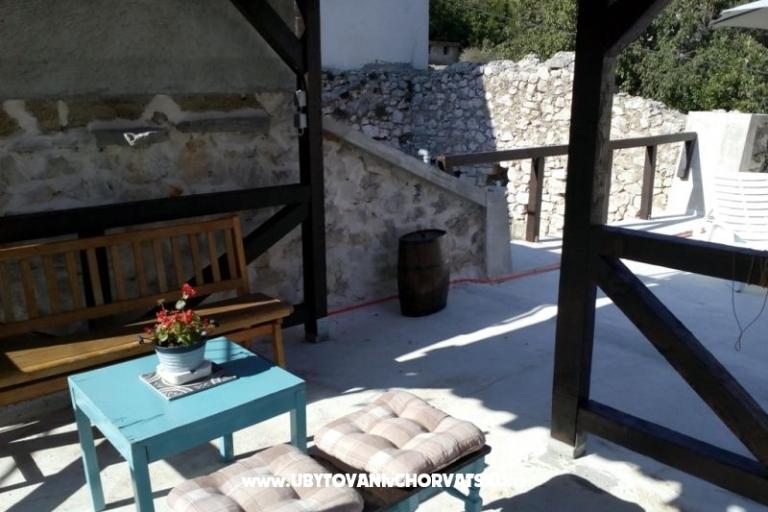 Apartment - kamena kuća  Šparoga – photo 8