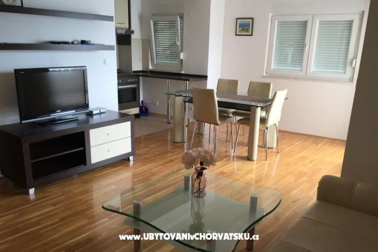 Villa Plaza – photo 15