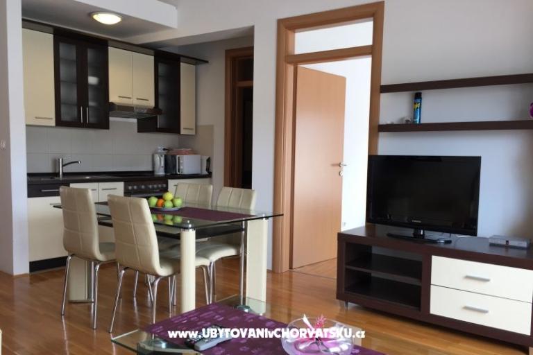Villa Plaza – photo 16