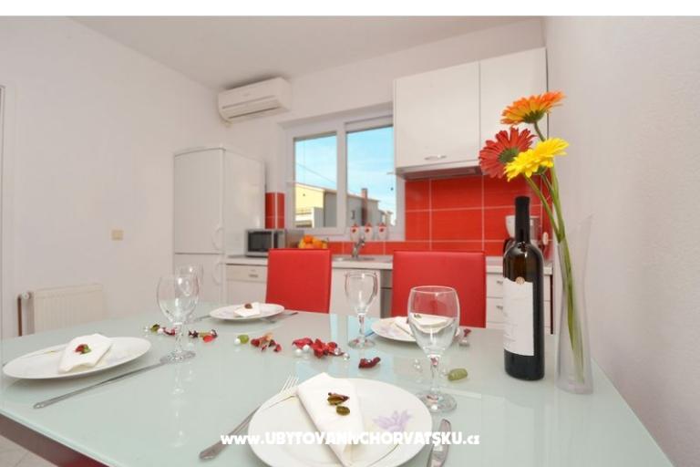 Apartments Ana i Vinka – photo 7