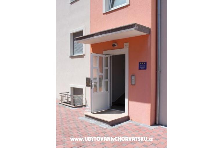 Apartment Anadina KOMFOR KRAJ PLAŽE – photo 17