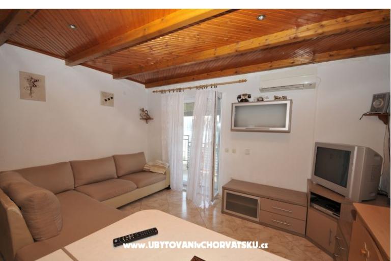 Apartment Elena – photo 9