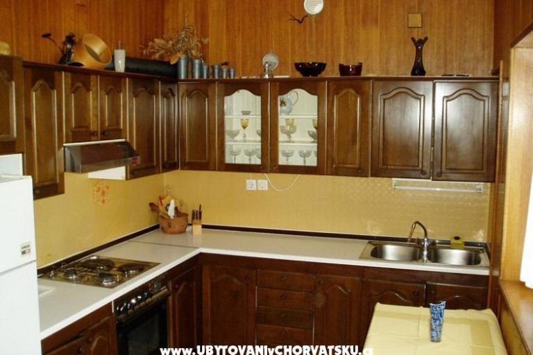 Apartment Mate – photo 6
