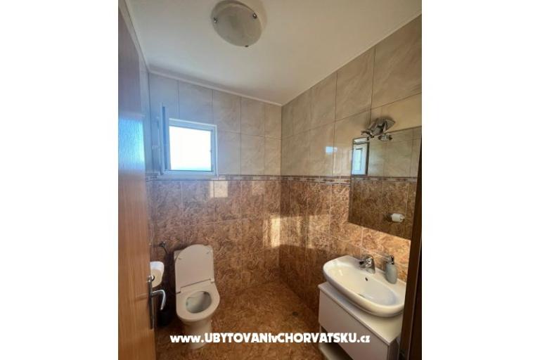 Apartment Lana – photo 12
