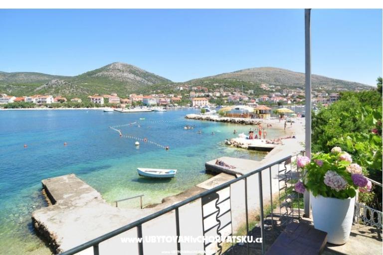 Apartment Zoranka on the beach – photo 2
