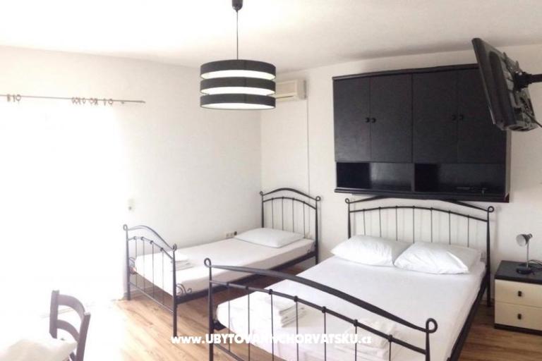 Apartments  Milas – photo 9