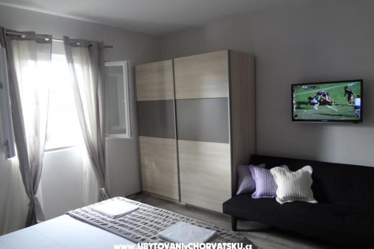 Apartments Bruna – photo 2
