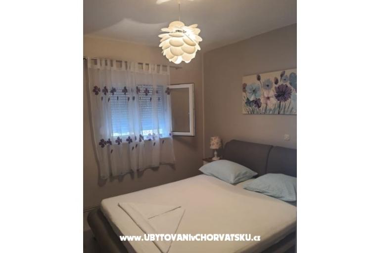 Apartments Ivan Okrug Gornji – photo 13