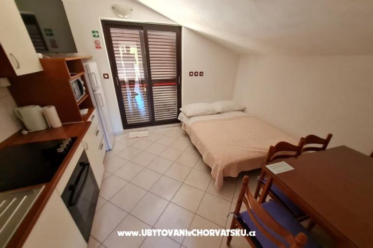 Apartments Katić Slatine – photo 13