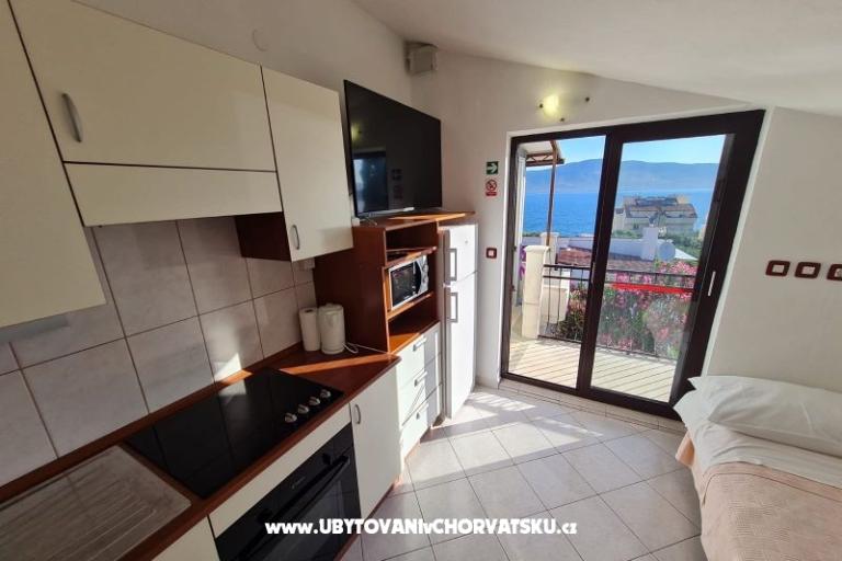 Apartments Katić Slatine – photo 9