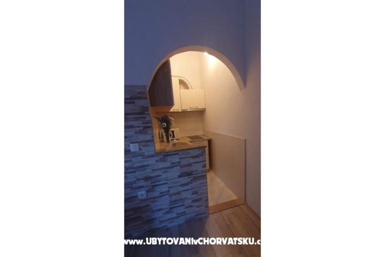 Apartments Lana – photo 13