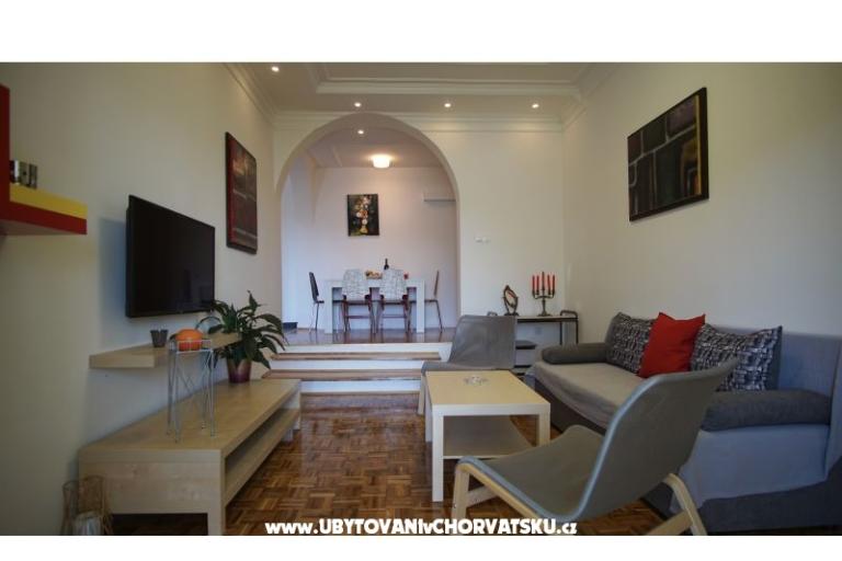 Apartments Laura – photo 11