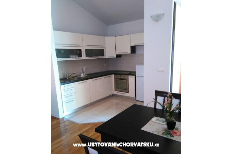 Apartments Lorena – photo 14