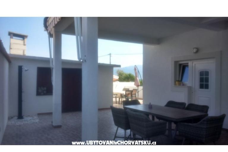 Apartments Lovre – photo 18