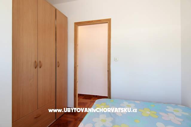 Apartments Okrug Gornji – photo 7