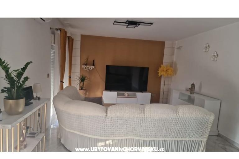 Apartments Sandra – photo 18