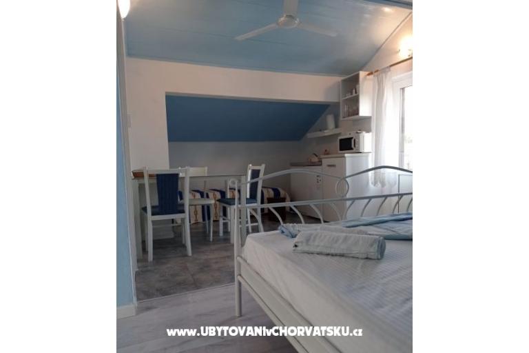 Apartments Leila – photo 17