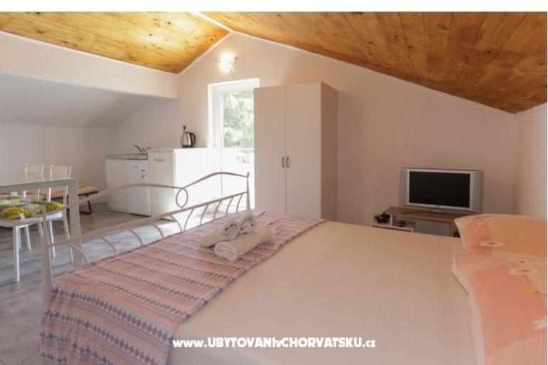 Apartments Leila – photo 9