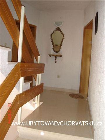 Apartments Levarda – photo 8
