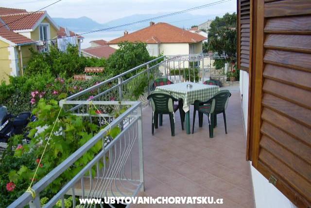 Apartments Arbanija – photo 4