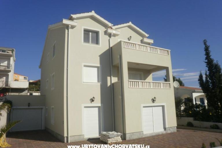 Apartments Mira – photo 2