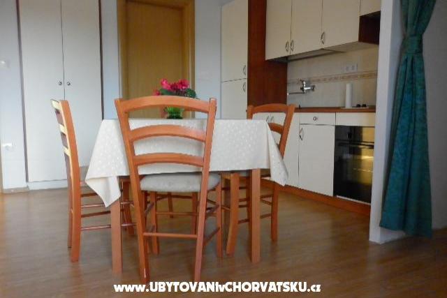 Apartments Flores – photo 2