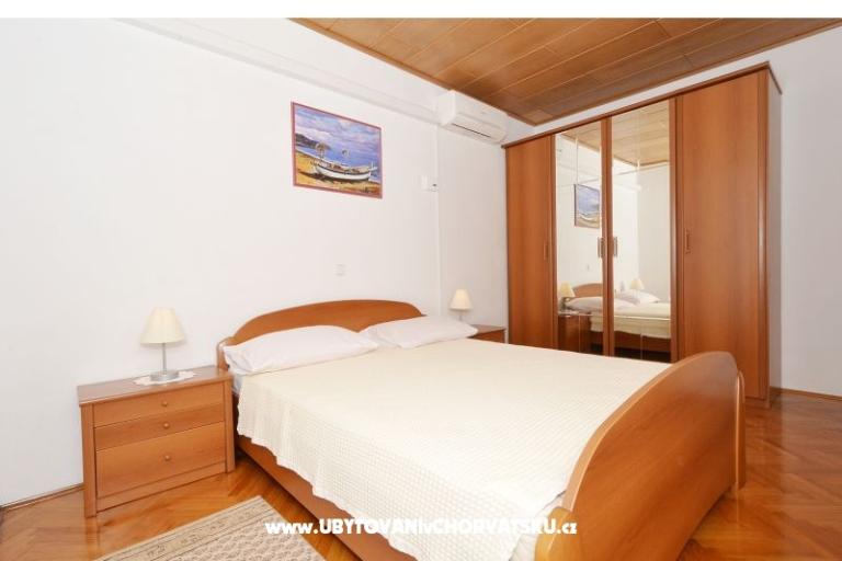 Apartments Lorna – photo 10