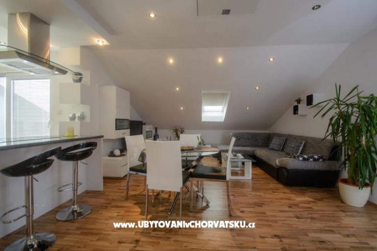 Apartments SUNNY – photo 4
