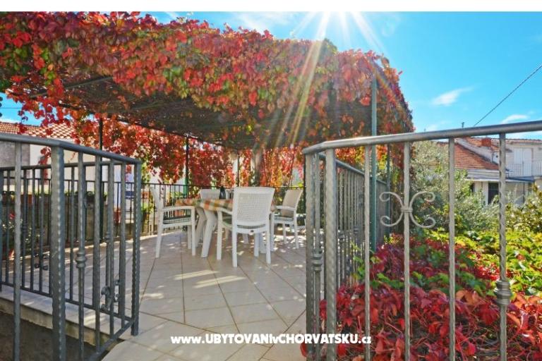 Apartmets Villa Maslina – photo 18