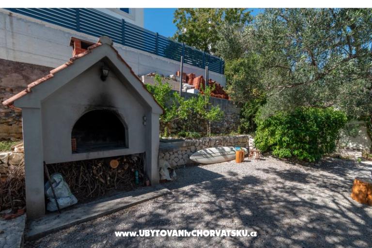 Elora – photo 18
