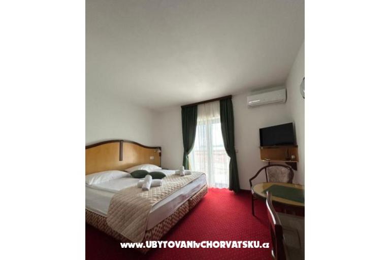 Hotel Bavaria – photo 6
